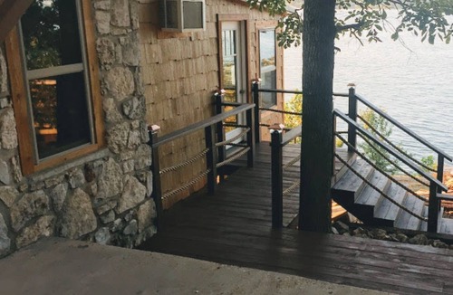 Tia Juana Cabin | Waterfront Cabin on Grand Lake in Tia Juana