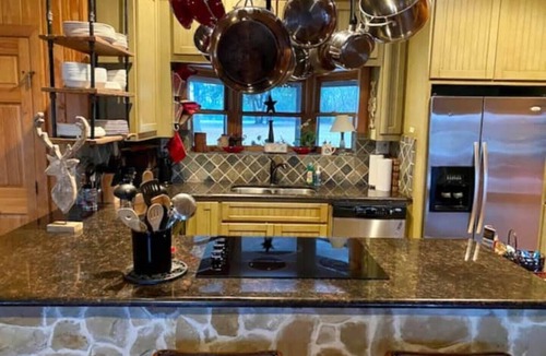 Alba House | Waterfront Cabin on Lake Fork~private ramp, open-air dock & lift. Pet friendly!
