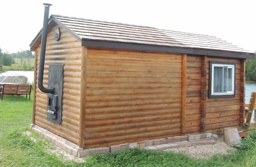 Glen Huron Cabin | Waterfront Cabin On Private Trout Lake