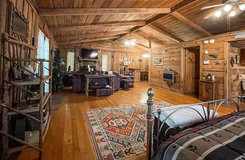 Valley Head Cabin | Waterfront Cabin