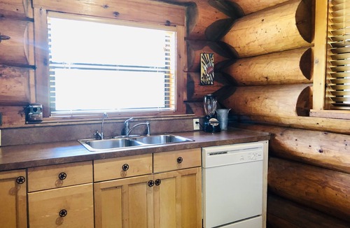 Marble Falls Cabin | Waterfront Cabin w/Stunning Lake Views & Porch
