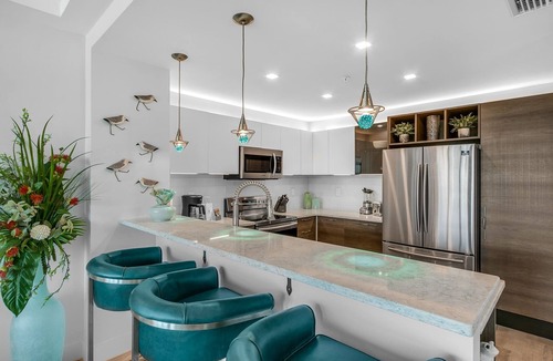 Merritt Island Condo | Waterfront Captains Stateroom