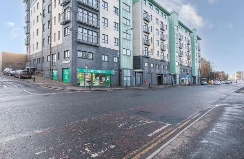 Newhaven Apartment | Waterfront Castle View 3 Bed FREE PARKING