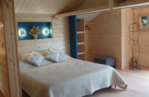 Sornay Bed & Breakfast | Waterfront Chalet, Chambre & Table d'Hôtes