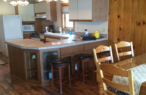 Ventura House | Waterfront Clear Lake home - Private Dock - use our paddle board & kayak!