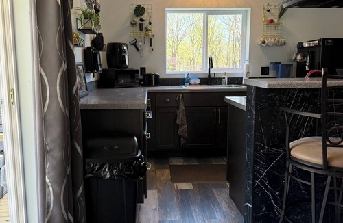 Buffalo Condo | Waterfront Condo Fit for a King