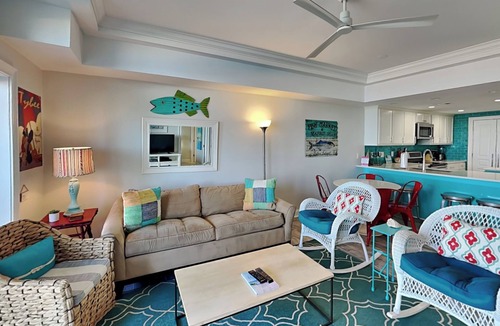 Tybee Island Condo | Waterfront condo w. resort amenities + unbeatable views!