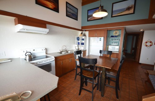 Maple City Condo | Waterfront condo with stunning views in Glen Arbor. Air conditioning.