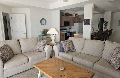 Lakeland Condo | Waterfront Condo with Amazing View