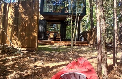 Waller House | Waterfront Container House