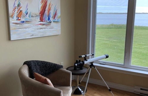 Brackley Beach Cottage | Waterfront cottage on beautiful Brackley Bay