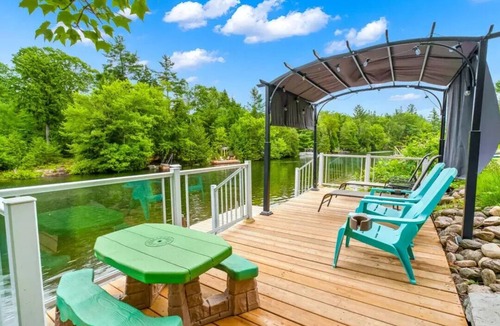 Norland Cottage | Waterfront cottage, Cold Plunge & Barrel Sauna Escape!