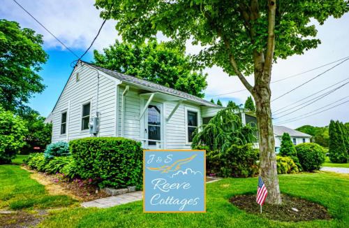 Aquebogue House | Waterfront Cottage 4