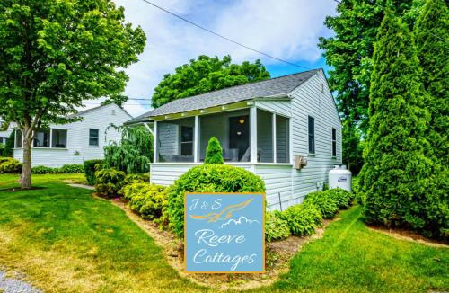 Aquebogue House | Waterfront Cottage 4