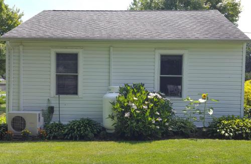 Aquebogue House | Waterfront Cottage 5