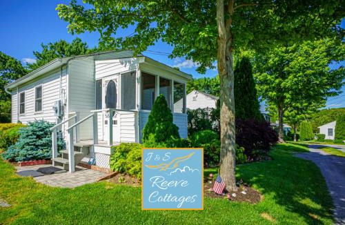 Aquebogue House | Waterfront Cottage 6