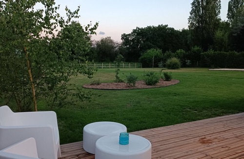 Coudroy House | Waterfront cottage