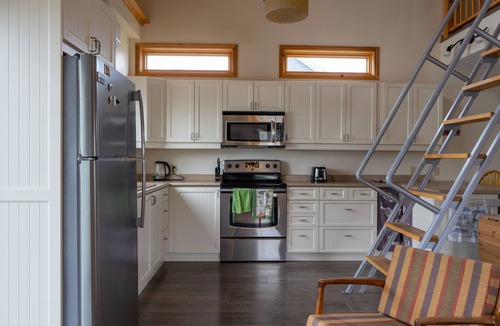 Leeds and the Thousand Islands Cottage | Waterfront Cottage in the 1000 Islands Gananoque