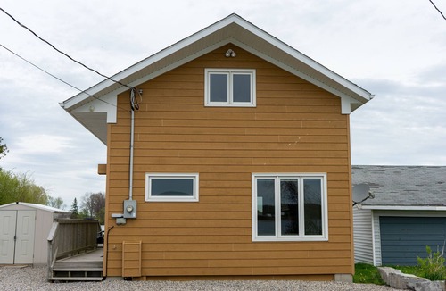 Leeds and the Thousand Islands Cottage | Waterfront Cottage in the 1000 Islands Gananoque