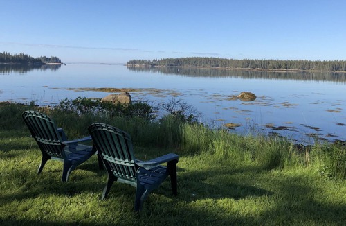 Brooklin Cabin | Waterfront Cottage, Naskeag Point in Brooklin, ME