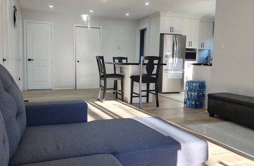 West Elgin House | Waterfront Cottage on Acreage