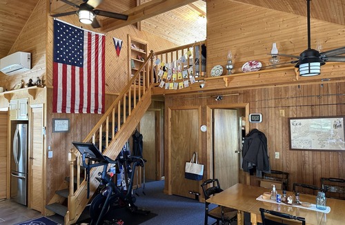 Grenell Cottage | Waterfront cottage on Grenell Island