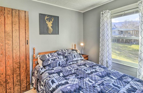 Hinton Cottage | Waterfront Cottage on Greenbrier River!