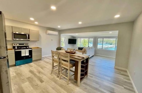 Steuben House | Waterfront Cottage on Private Island near Acadia