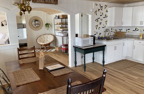 Town of Jerusalem Cottage | Waterfront Cottage on Keuka Lake near Penn Yan
