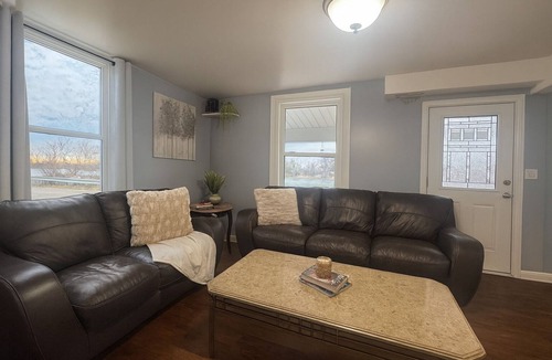 Dunnville Cottage | Waterfront Cottage, Top Fishing Spot, Light House, Pet-Friendly