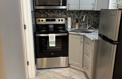 Kingsland House | Waterfront cottage