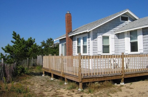 Campground Landing Cottage | Waterfront Cottage