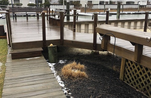 Somers Point House | Waterfront cottage