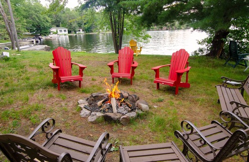 West Arm Cottage | Waterfront cottage with an incredibly scenic view