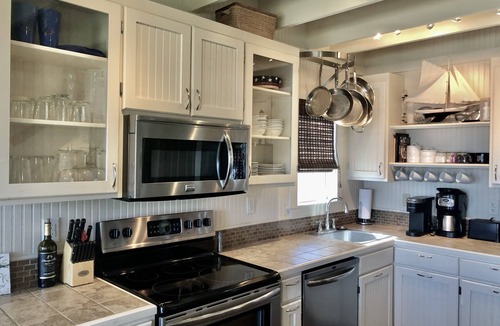 Pointblank Cabin | Waterfront Cottage With Your Own Personal Sandy Beach And Expansive Lake View