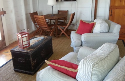 Warren Landing Cottage | Waterfront Cottage, Your dream Spot