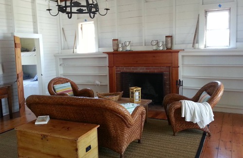 Warren Landing Cottage | Waterfront Cottage, Your dream Spot