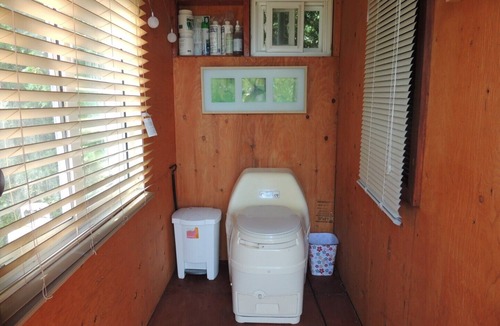 Glen Huron Cabin | Waterfront cozy cabin on private trout lake