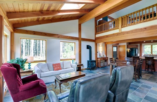 Deer Isle House | Waterfront Deer Isle Retreat with Fire Pit!