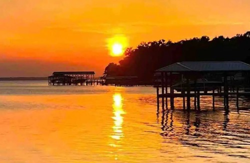 Middleburg House | Waterfront Delight!