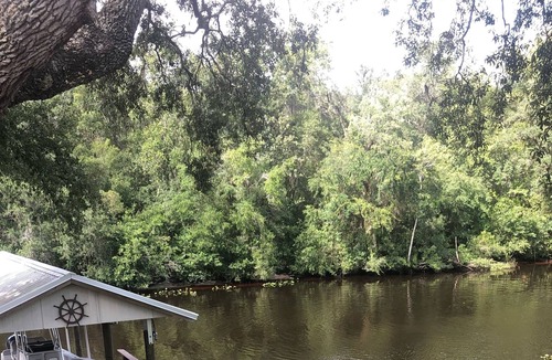 Middleburg House | Waterfront Delight!