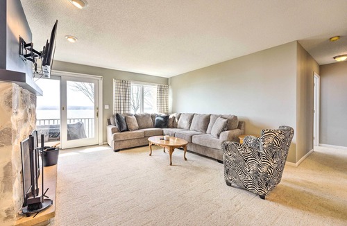 Niobe Condo | Waterfront Dewittville Condo w/ Furnished Balcony!