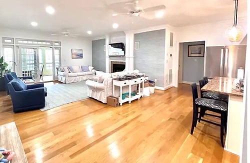 Mount Holly Villa | Waterfront+Dock+Beach+Kayak+Paddleboards+Arcade Console Table+Fire pit