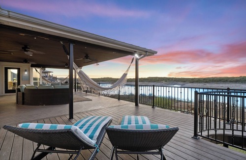 Highland Lake Estates House | Waterfront, Dock, Pickleball court,Game Cave/Bar~Pavilion~Balcony, sleeps 15