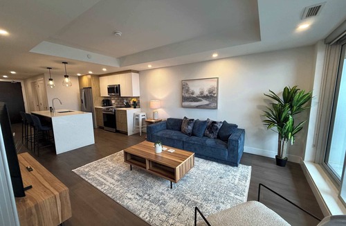 Downtown Halifax Apartment | Waterfront downtown 2 BR, 2 Bath with 6 appliances