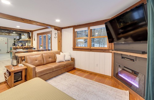 Duluth Cabin | Waterfront Duluth Cabin w/Deck & River View!