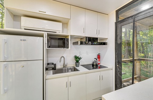 Oak Hill House | Waterfront Durham Getaway w/Deck & Trails!