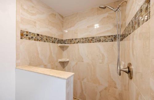 Eight Lakes House | Waterfront Escape Luxurious Stay