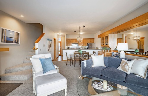 Blaine Condo | Waterfront Escape on Semiahmoo Spit – 3BR/2.5BA Condo with Panoramic Views