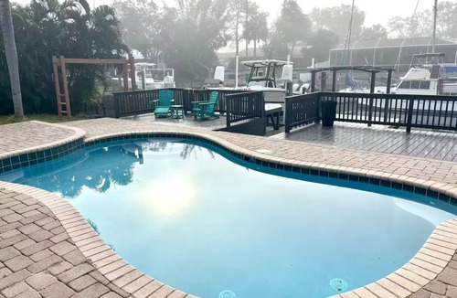 Bay Crest Park Apartment | Waterfront Escape: Pool, Space & Style